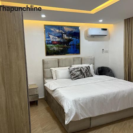 Thapunchline Hotels Ikeja Exteriér fotografie