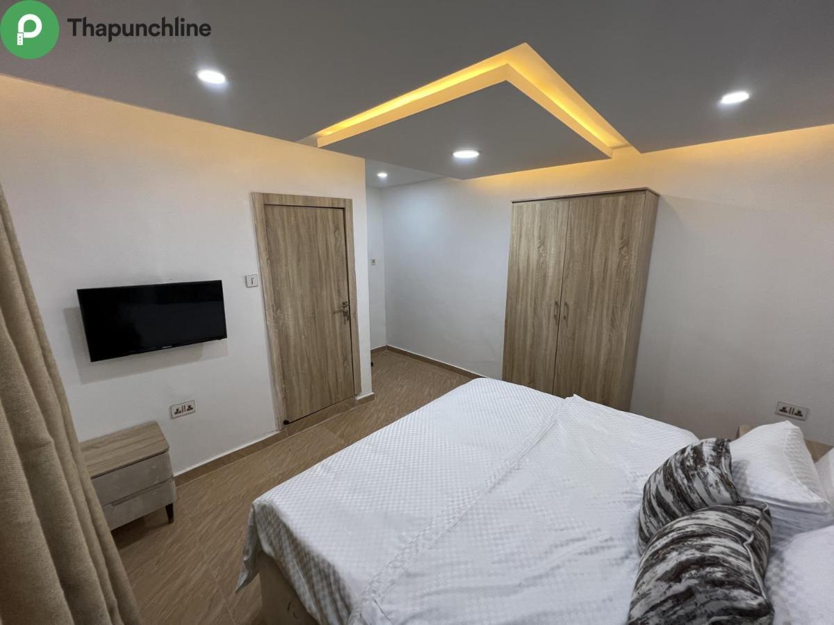 Thapunchline Hotels Ikeja Exteriér fotografie