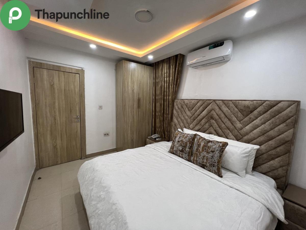 Thapunchline Hotels Ikeja Exteriér fotografie
