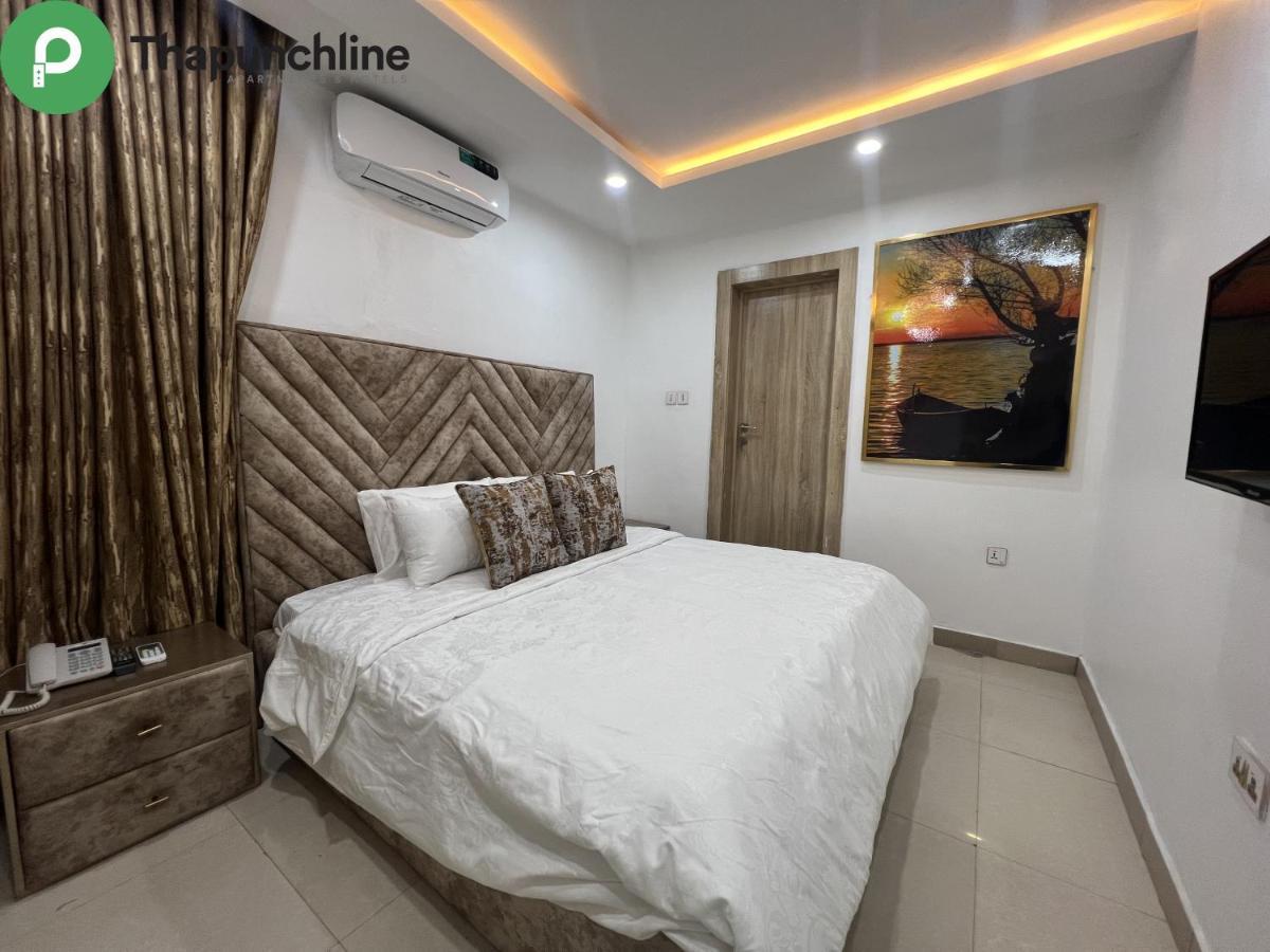 Thapunchline Hotels Ikeja Exteriér fotografie